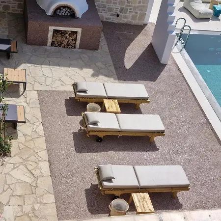 Grabella-amazing Sea View And Swimming Pool Pitsidia